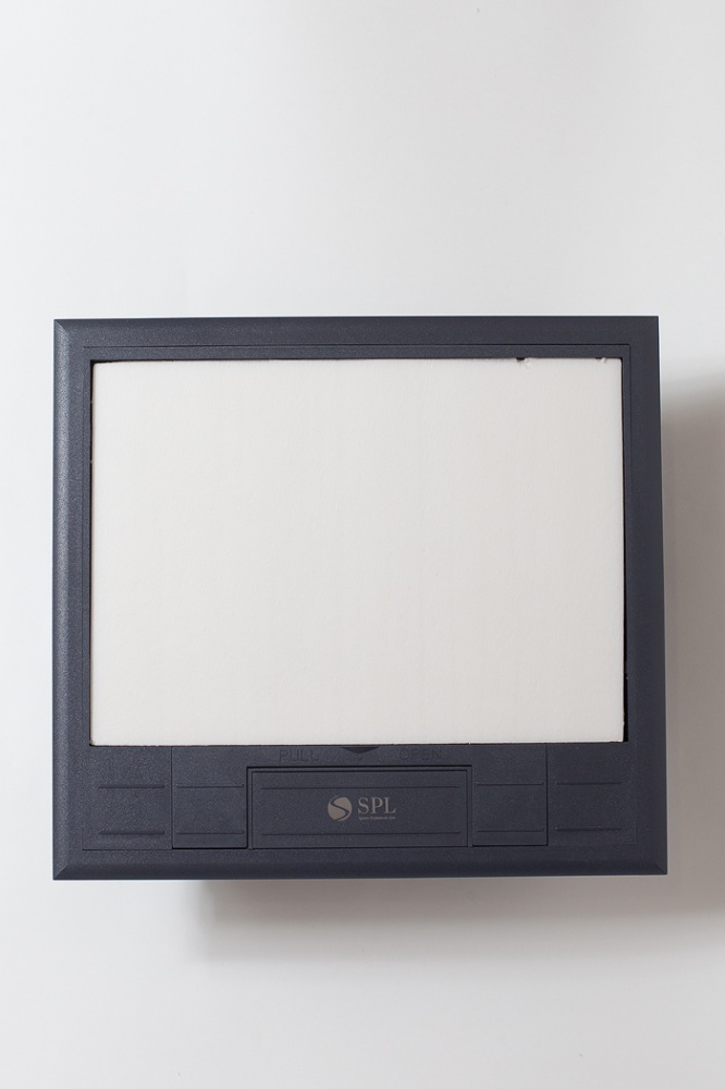 Люк на 6 постов (45х45),металл пластик, с пластиковой коробкой, IP40_2